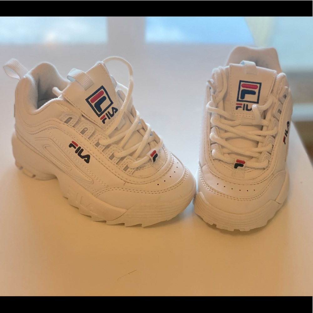 Kids filas shoes
